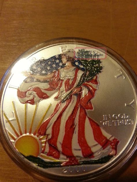 Painted American Eagle Silver Dollar In Full Color - Year2000