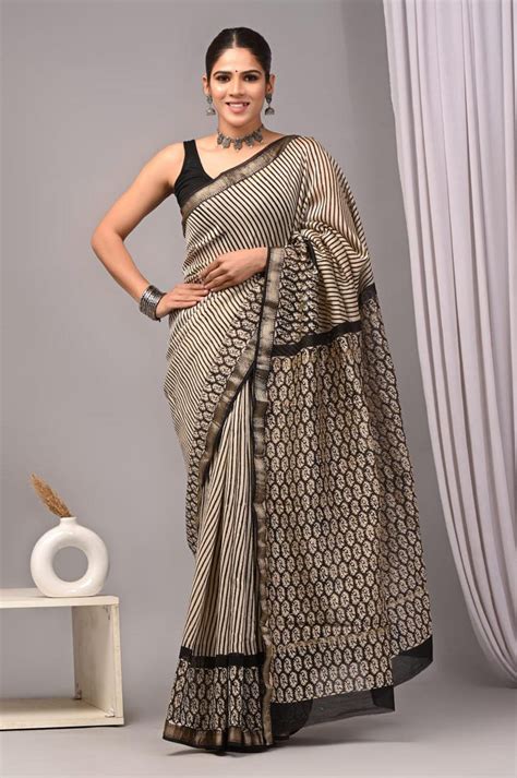 MAHESHWARI SILK VERTICAL STIPES SAREE – VAIDEHIKA COLLECTIONS