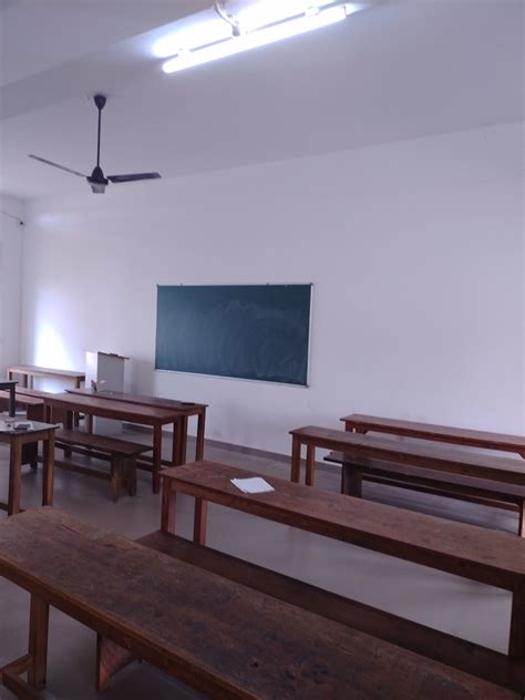 Deva Matha College Kuruvilangad