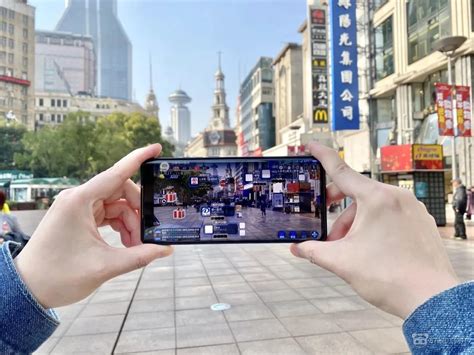 上海南京路步行街推出AR移动应用