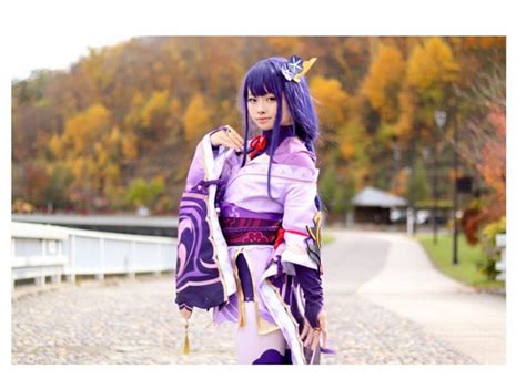 Onsen-Hotel veranstaltet Cosplay-Party auf Toya-See