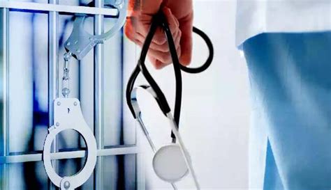 Fake doctor arrested for treating Patients without having original ...
