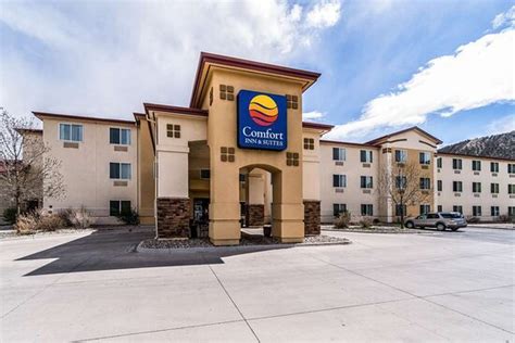 COMFORT INN & SUITES (Rifle) - Hotel Reviews, Photos, Rate Comparison ...