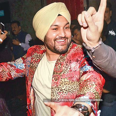 Shankar Sahney during a party at Kabooze in GK II - Photogallery