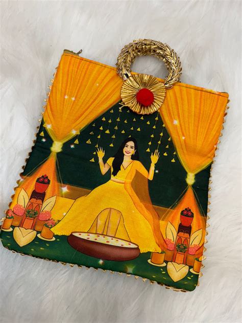 Handle Bag – Regalia Ornaments