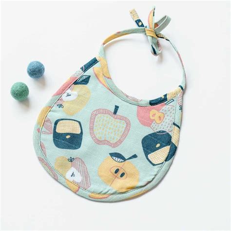 Newborn Feeding Essentials - Baby Feeding Cloth Online | Cocoon Care