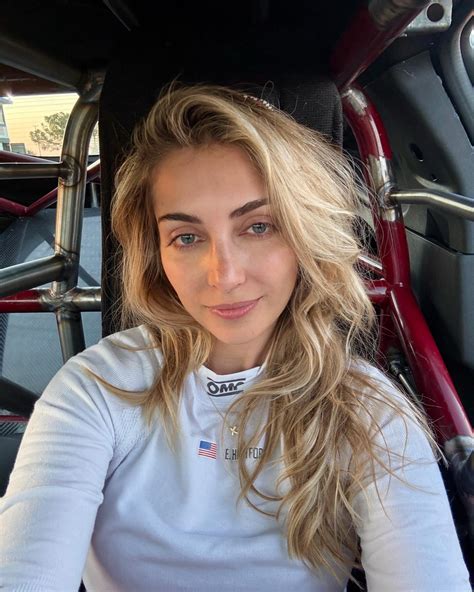 Emelia Hartford Nude Leak