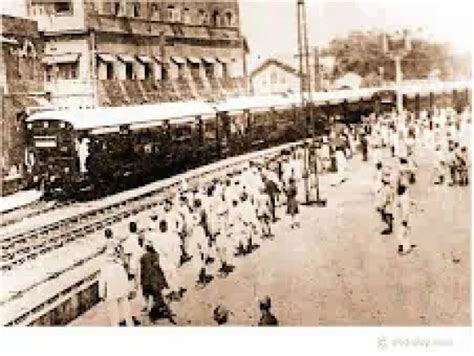 Old Mumbai Local Train 的图像结果