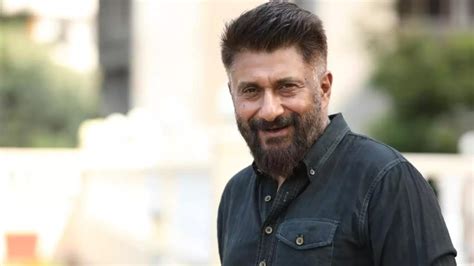 Vivek Agnihotri Makes Fun Of New Parliament Building As It Leaks During ...