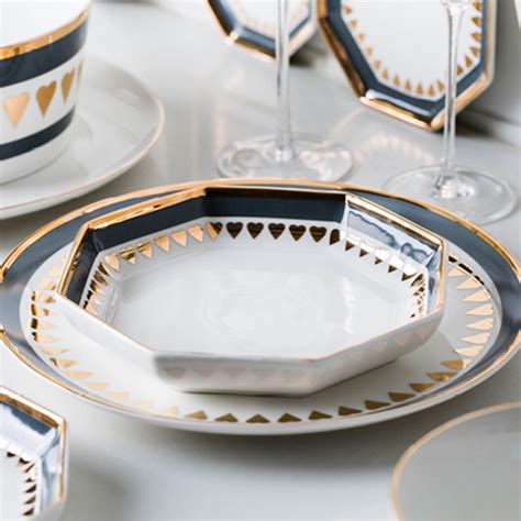 Cara Square Deep Plate Online - Premium Pasta Plate | Nestasia