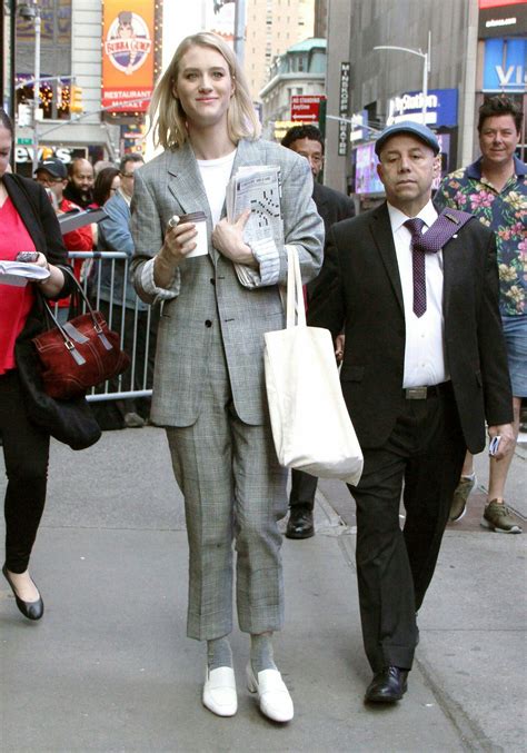 Mackenzie davis the girl genius of halt and catch fire – Artofit