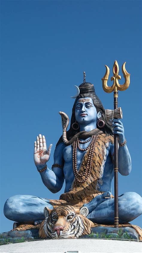Maha Shivratri 2025: Why Are Bel Patra Or Bilva Leaves Offered To Lord ...