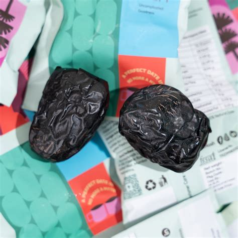 Ajwa (25 Gms)– NUTRI NOSH