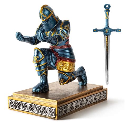 MACLARONX Knight Pen Holder with Sword Kneeling King's Guard Fancy Pen ...