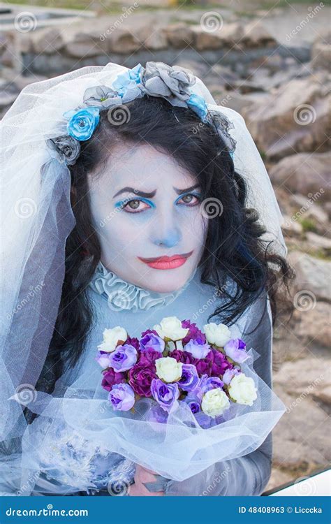 Dead Bride Cast 的图像结果