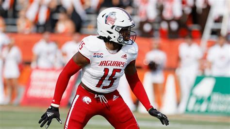 Ridgeland native, all-conference defensive back commits to Ole Miss ...
