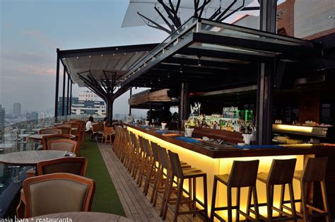 01-above eleven_002 | Rooftop bar design, Rooftop design, Rooftop patio ...