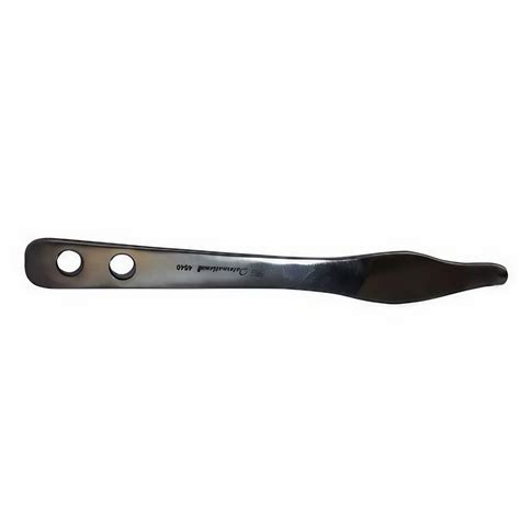 Total Hip Replacement - Deep Cobra Retractor Manufacturer from New Delhi