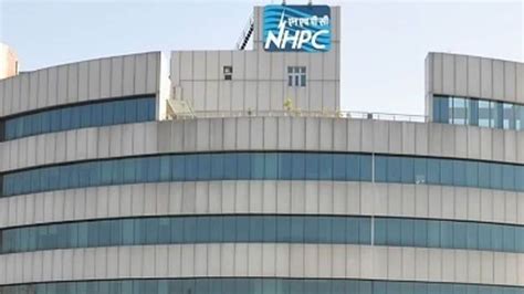 NHPC share price gains 2% on plans to raise up to ₹6300 crore in FY26 ...