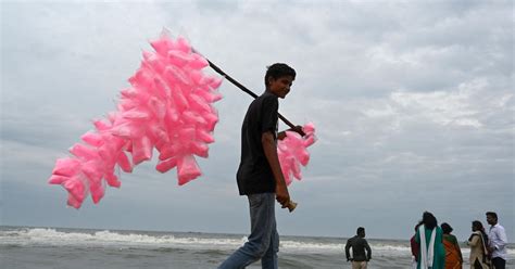 Karnataka bans colouring agent Rhodamine B in cotton candy, gobi manchurian