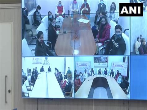 UP CM distributes appointment letters to 36,590 newly appointed ...