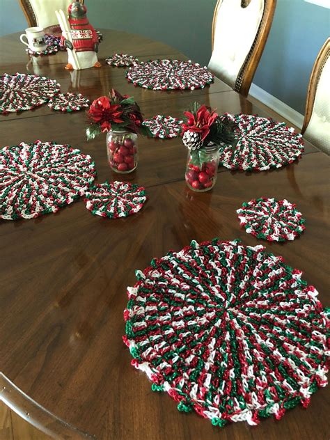 christmas crochet placemats