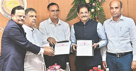 RUHS ties up with Koita Foundation for digital health course