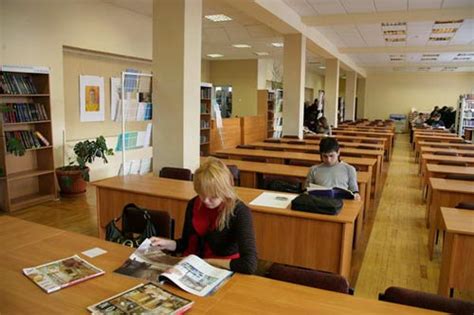 Библиотека — Уральский государственный архитектурно-художественный ...