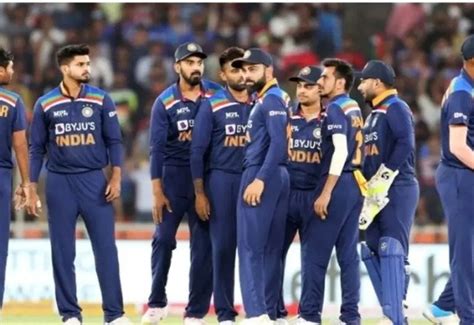 Selectors have forgotten this dangerous bowler, vowed not to give place ...