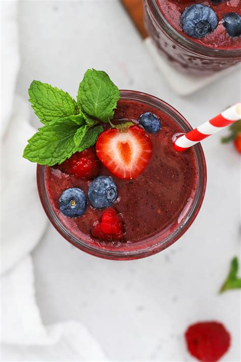 Berry Green Summer Detox | Savory Touch