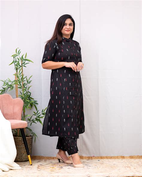 Buy Premium Women Ikkat Cotton Coord Set in India