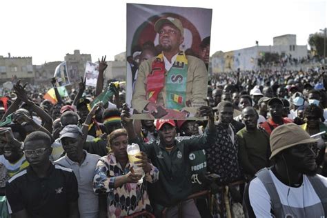 Sénégal : les manifestations du 3 avril de l'opposition reportées ...