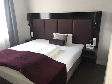 ARENA AN DER FRIEDBERGER WARTE (Frankfurt) - Hotel Reviews, Photos ...