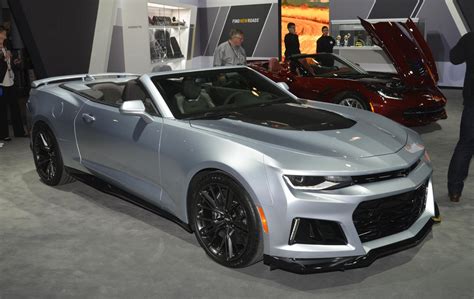 2017 Chevrolet Camaro ZL1 Convertible debuts in New York: Live photos and video