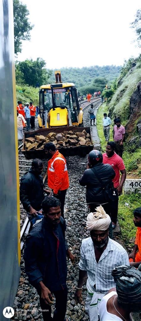 In Pictures: Kannur-Bengaluru Express’s Seven Coaches Derailed In TN ...