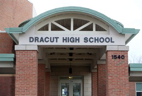 Dracut High School announces second quarter honor roll
