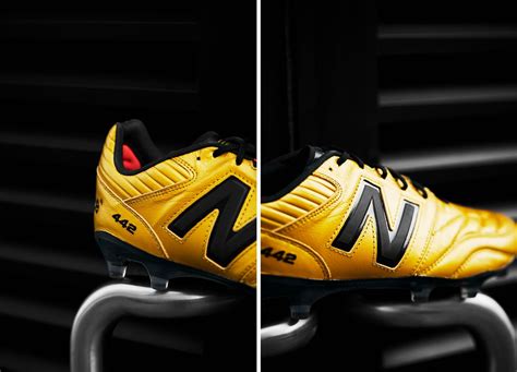 New Balance发布442 v2限量版足球鞋 - 球鞋 - 足球鞋足球装备门户_ENJOYZ足球装备网