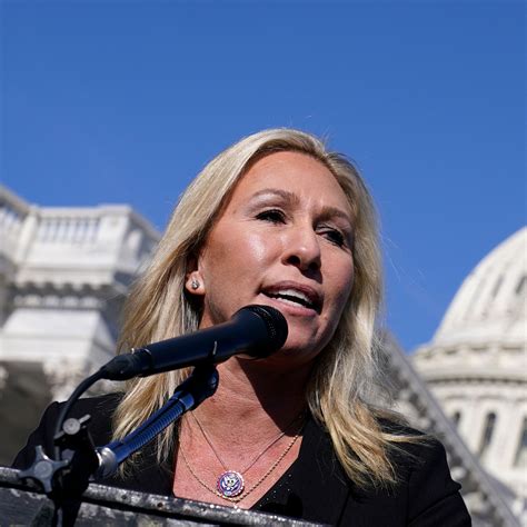 Conservative Woman 的图像结果