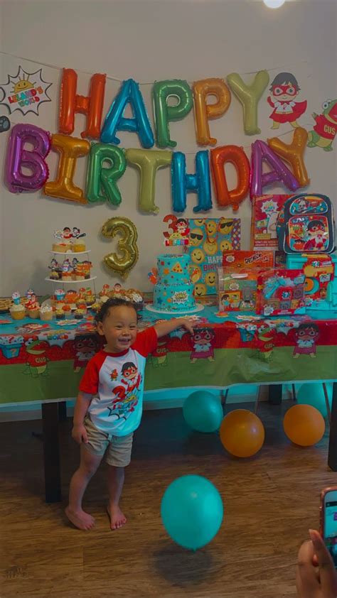 Ryan's Baby's Birthday 的图像结果