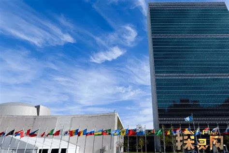 2023年1月，瑞士日内瓦。联合国总部的录像:明显的标志和法文和英文的“联合国”字样。左边是成员国的_3840X2160_高清视频素材下载 ...