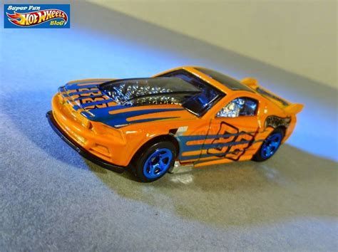 Super Fun Hot Wheels Blog: HW '13 Ford Mustang GT