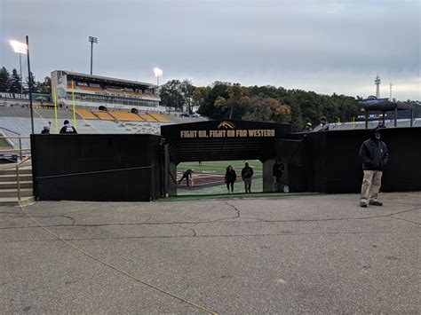 Game 4 Report – Western Michigan | College Football Road Trip