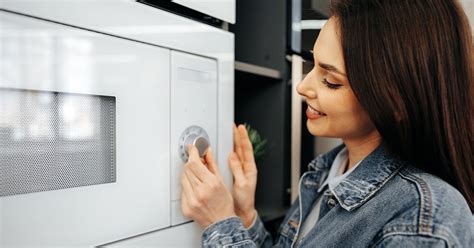 Какие пластиковые контейнеры можно использовать в микроволновке ...