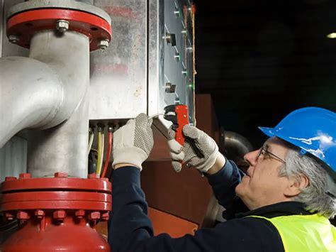 How Does a Manual PVC Check Valve Work 的图像结果