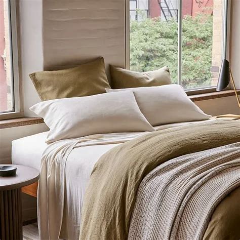 Best Sustainable Blankets: 6 Perfect Brands for a Sweet and Sustainable