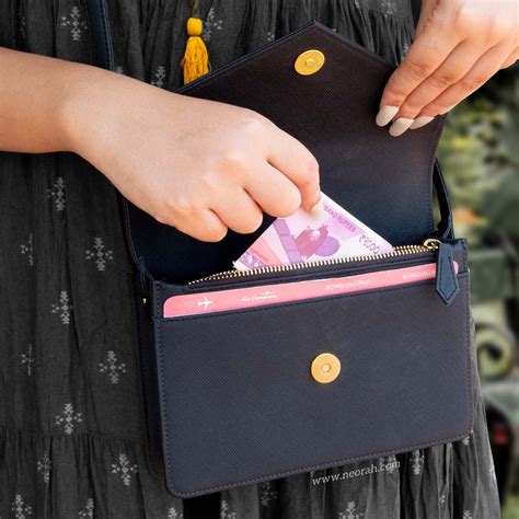 Buy Neorah Envelope Sling Bags online in India @ – Atelier NEORAH