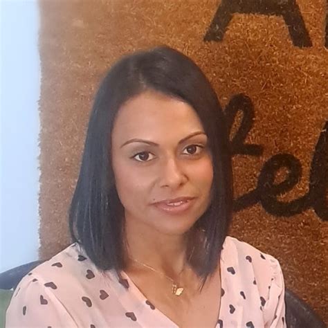 Pillay - English teacher - ₹1443/h