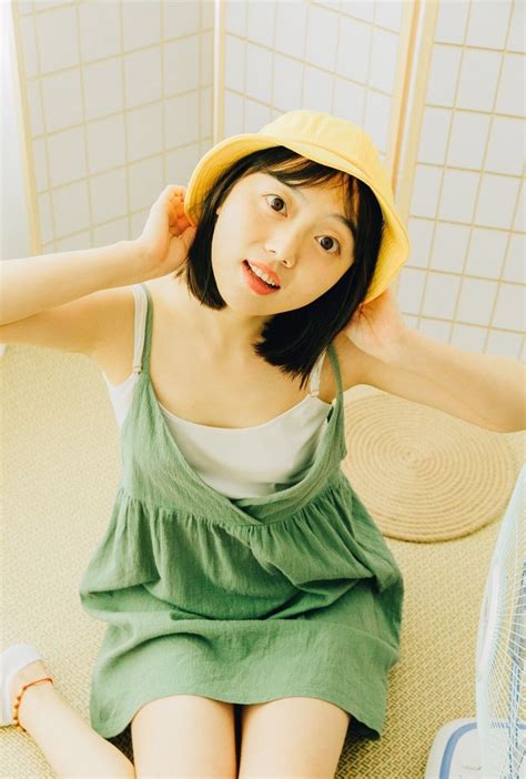 日本短发美女吊带裙性感艺术人体写真集|写真集|吊带裙|短发_新浪新闻
