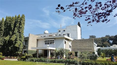 Visit Us - Indian Institute of Astrophysics