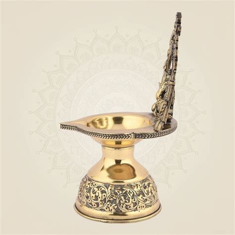 Ganpati Darbar Brass Diya – Ganesh Pooja Oil Lamp Online